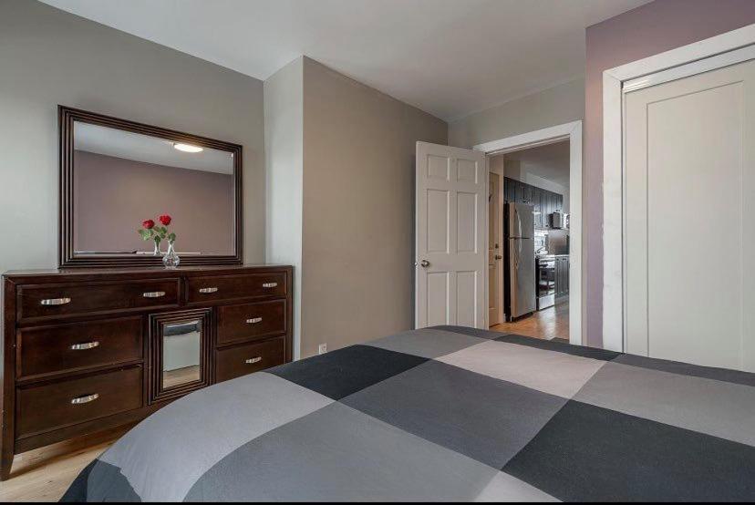 5-Star Prime Location - Bright Condo Montréal Esterno foto