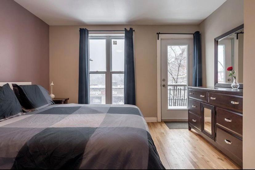 5-Star Prime Location - Bright Condo Montréal Esterno foto