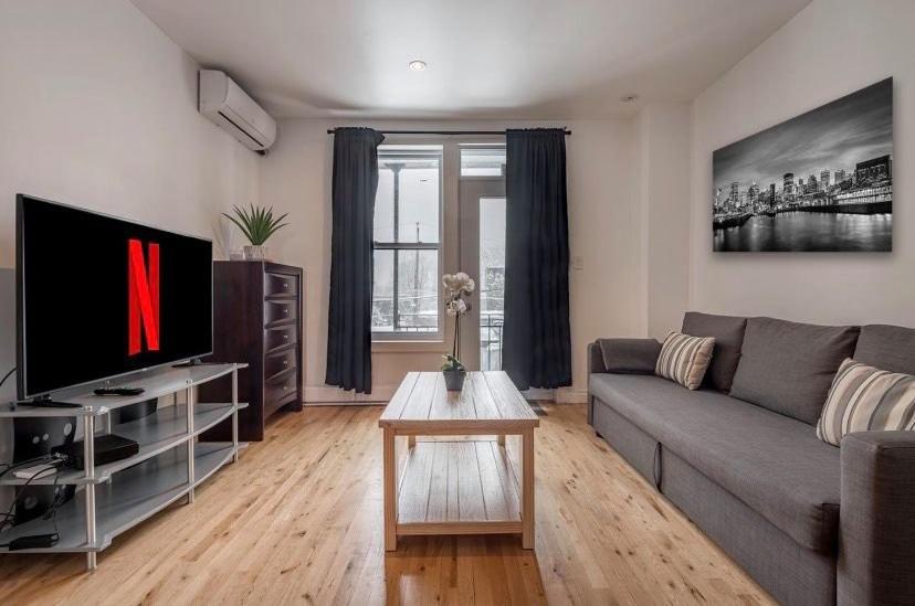 5-Star Prime Location - Bright Condo Montréal Esterno foto