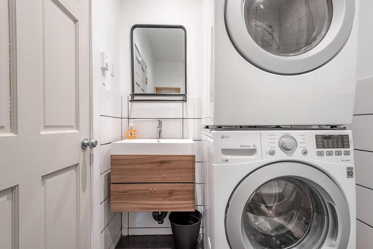 5-Star Prime Location - Bright Condo Montréal Esterno foto